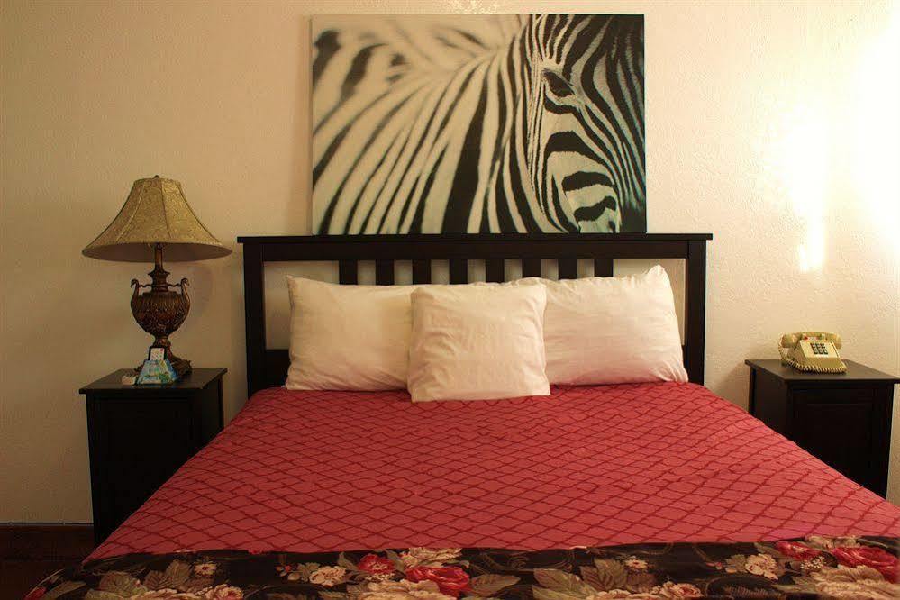 Tradewinds Airport Hotel Inglewood Dış mekan fotoğraf